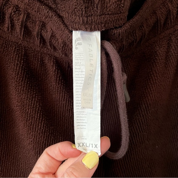 Fabletics Cozy Cord High-Waisted Wide Leg Pant Women's Brown Cacao Size XXL - Picture 11 of 11